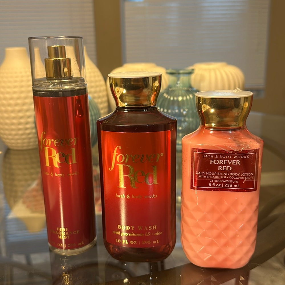 COPY - Forever Red Body Care Set